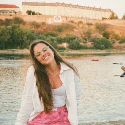 Anja__