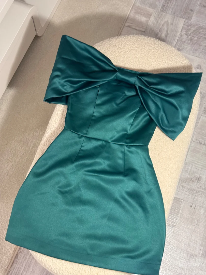 HALJINA ŠIVENA PO MERI / ELEGANTNA