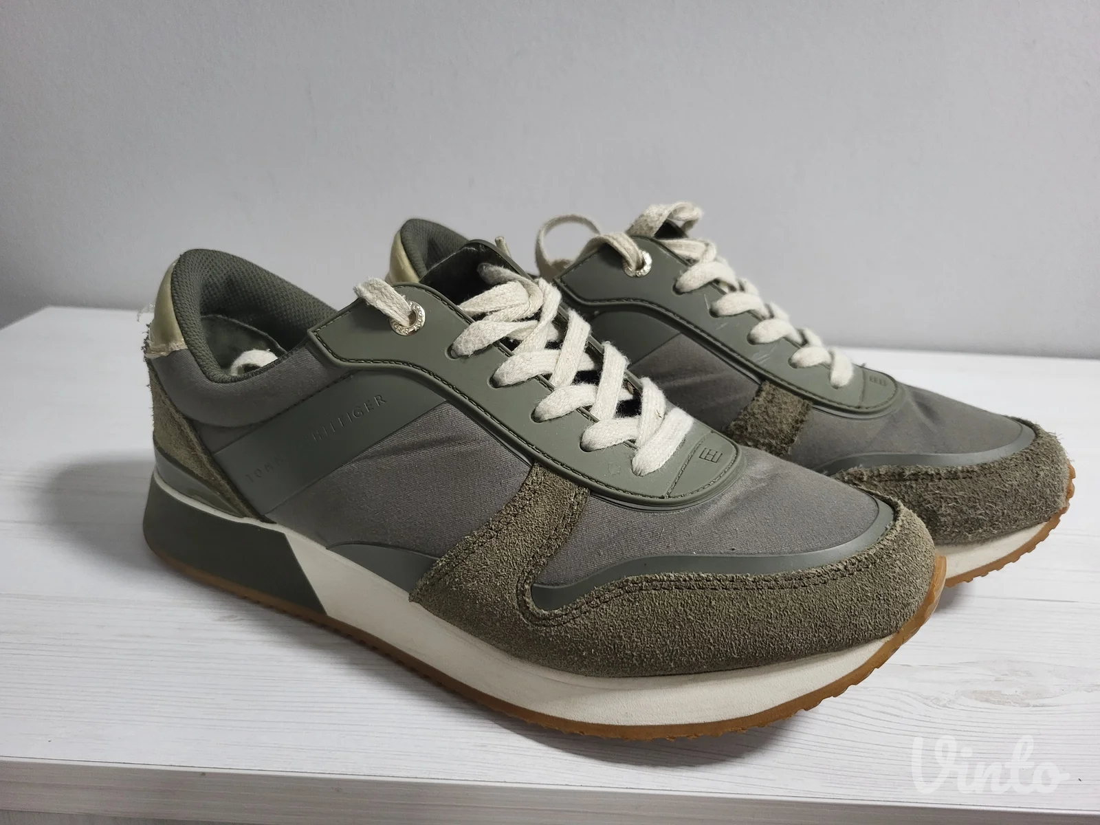 Zenske Tommy hilfiger patike, 39