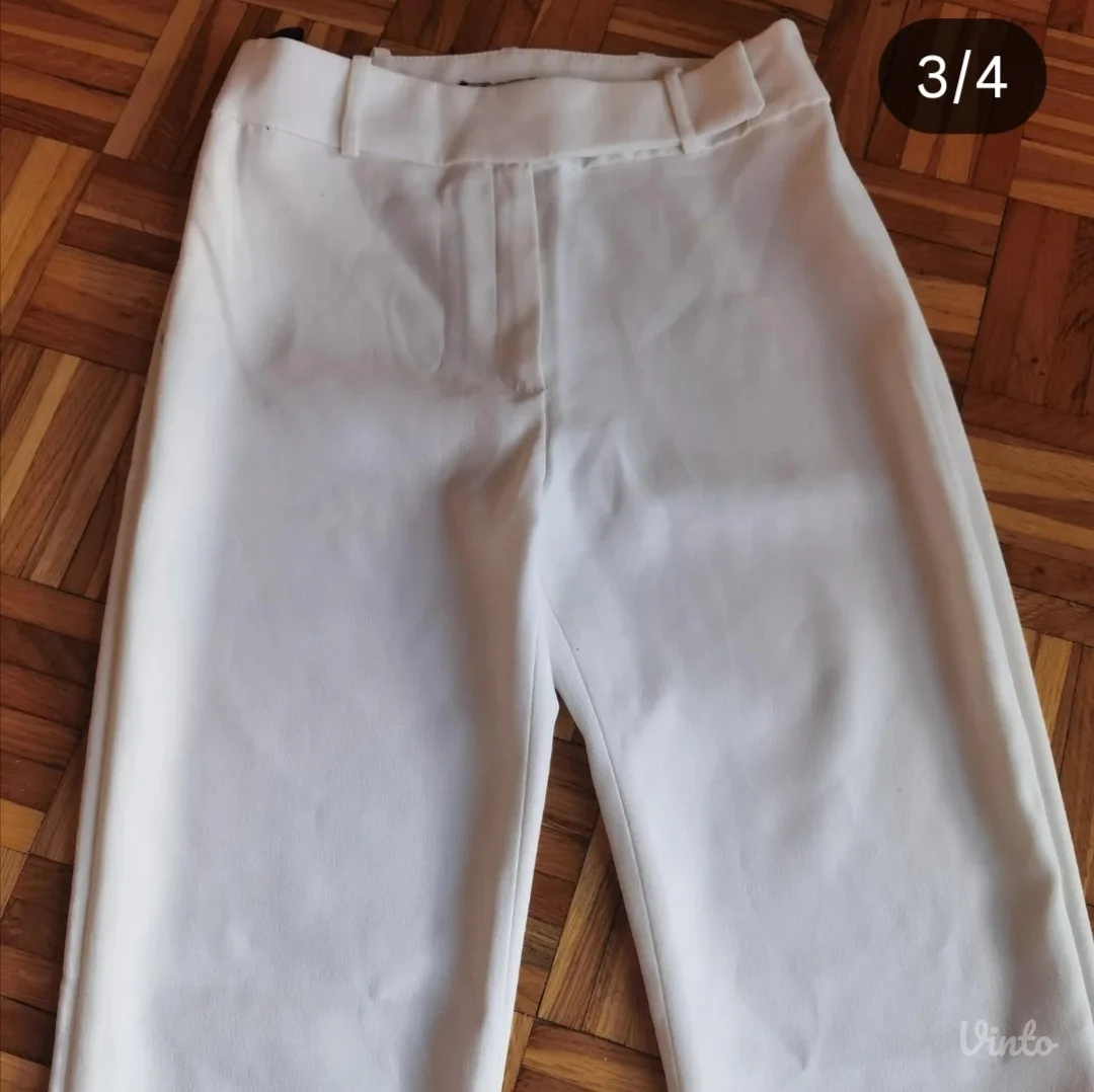 Elegantne bela zvoncare