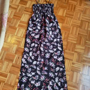 Maksi haljina sa prorezima