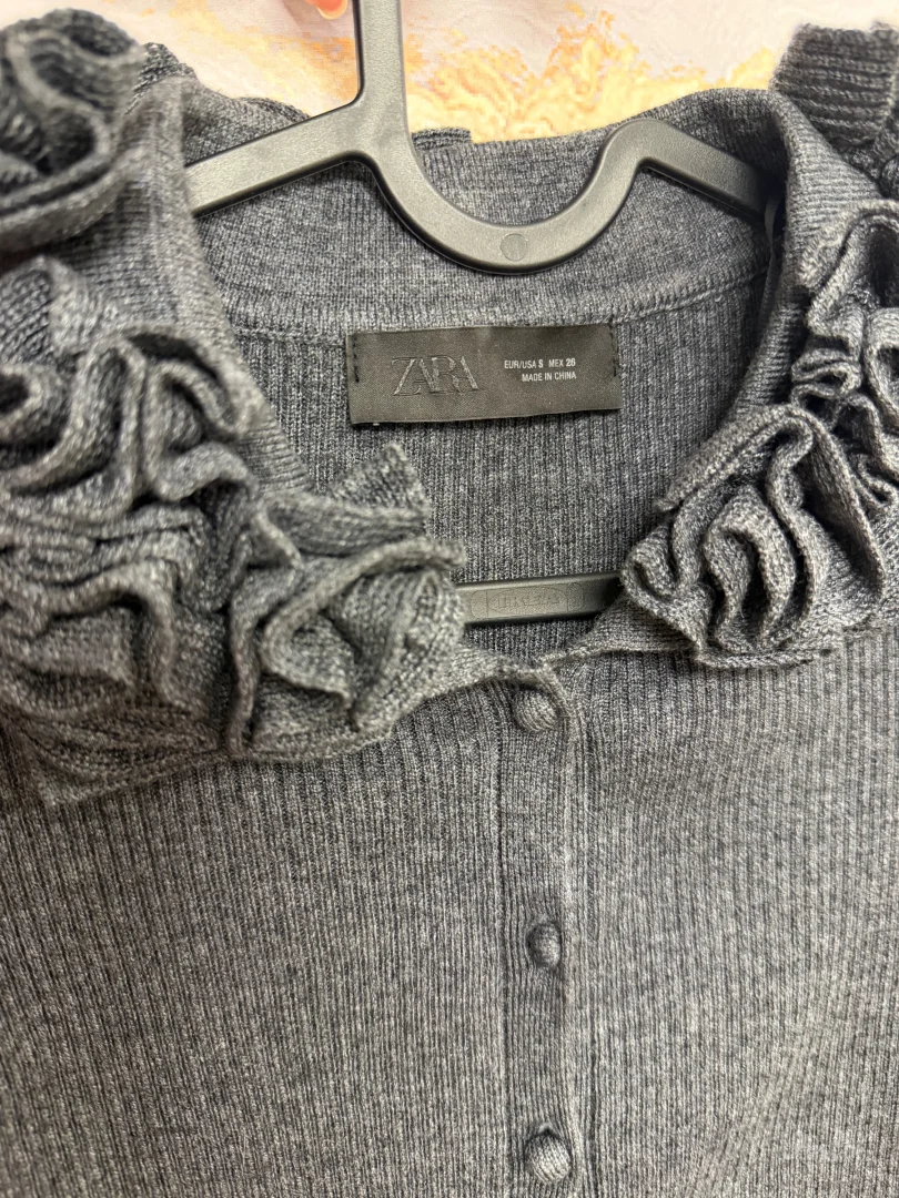 Zara Vuneni/wool dzemper