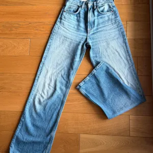 Zara High Waist Farmerke