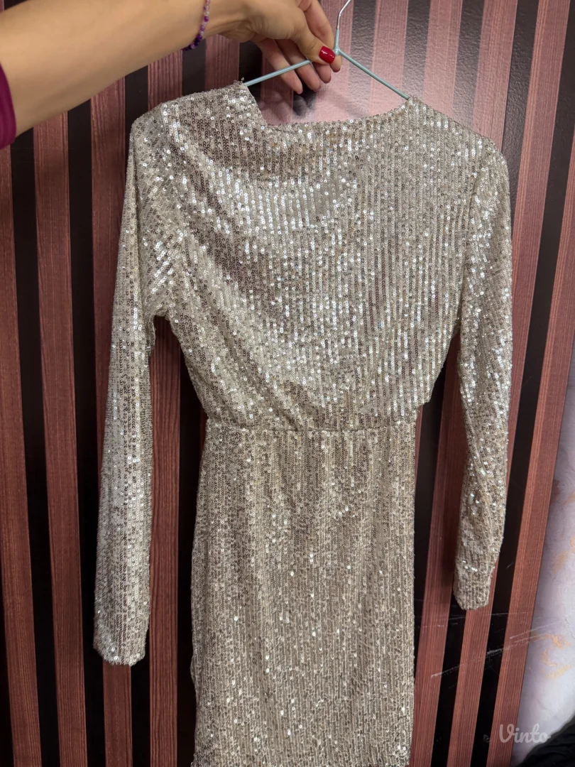 Haljina sa sljokicama