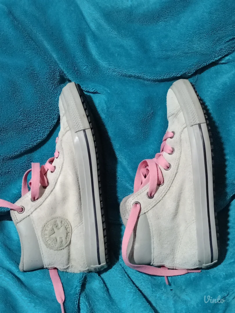 All Star High Top kožne br 35 nove!