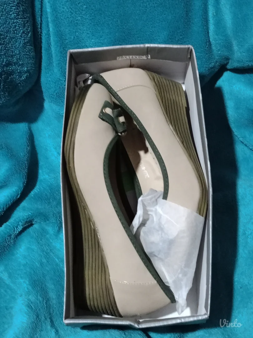 Vivia baletanke br39 nove!