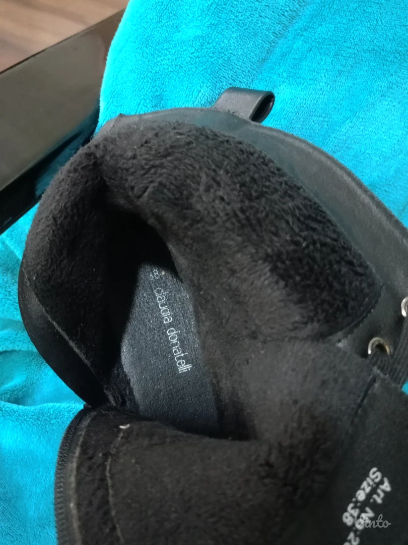 Claudia Donatelli br38 kožne kao nove!