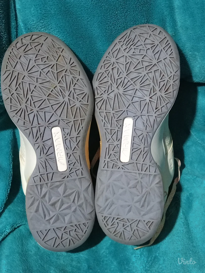 Nike Air Max br 40 kao nove!