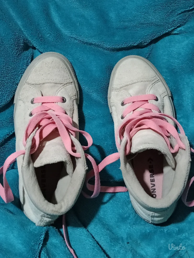 All Star High Top kožne br 35 nove!