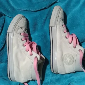 All Star High Top kožne br 35 nove!