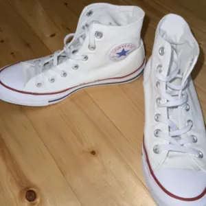 Novo! Converse patike