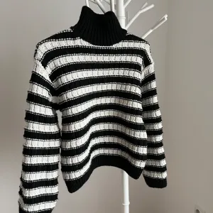 H&M - zimski dzmeper