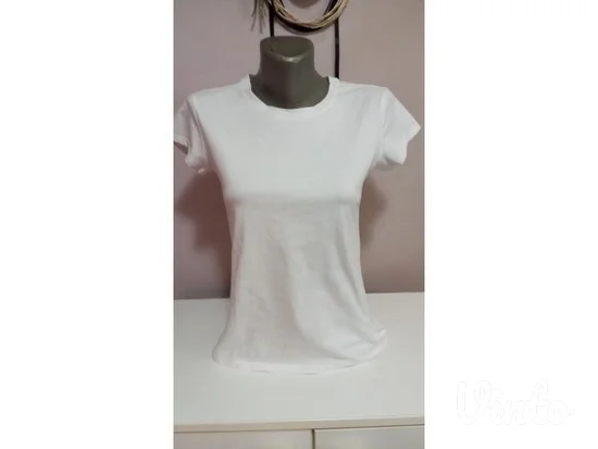 basic C&A bela majica vel M/XL
