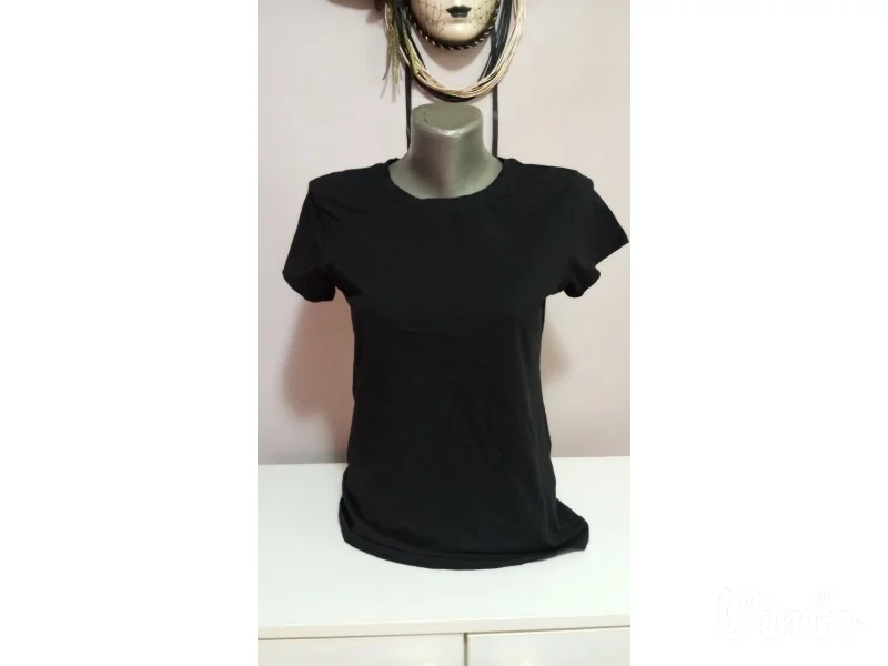 basic C&A majica vel M/XL