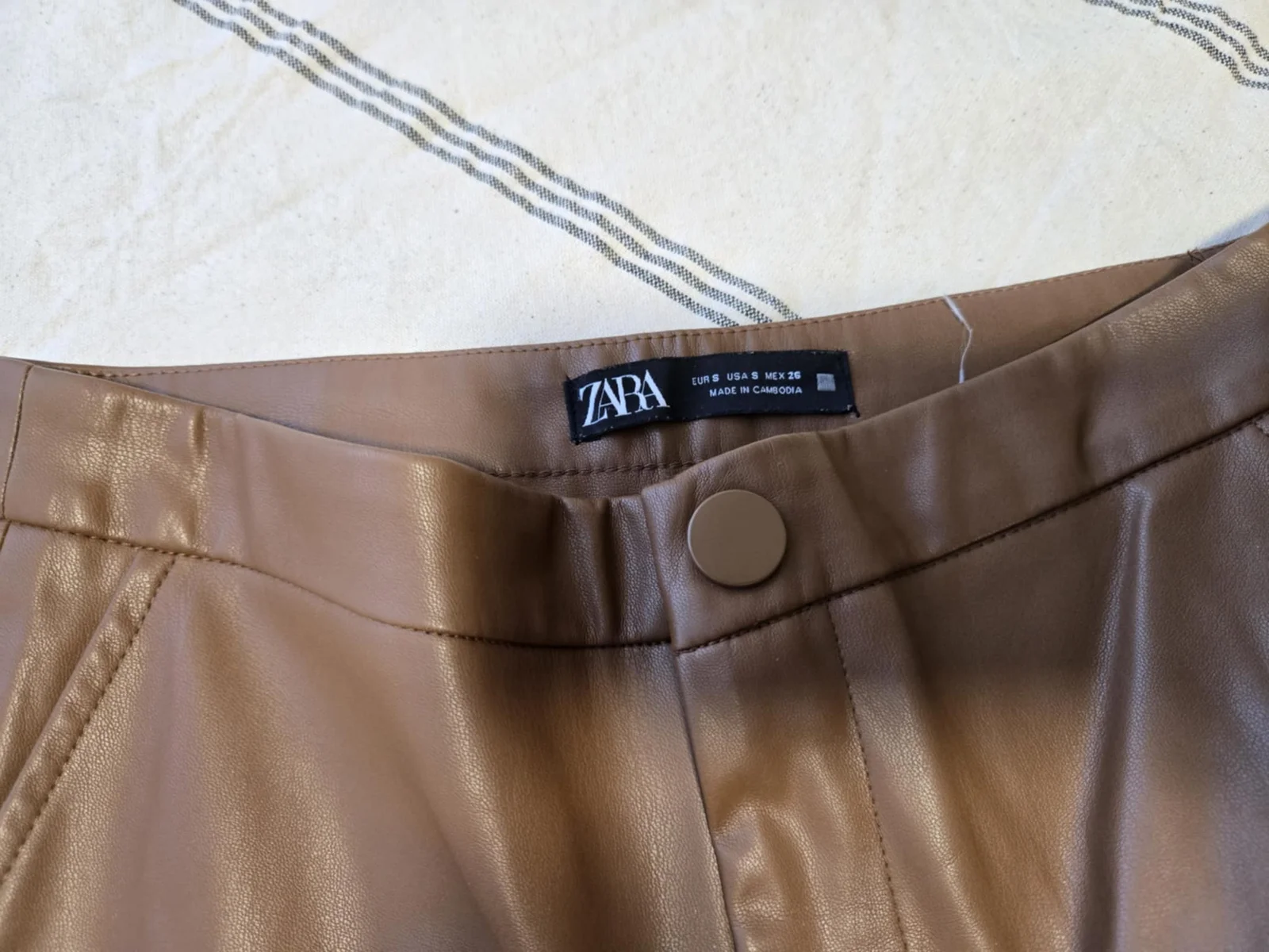 Zara pantalone