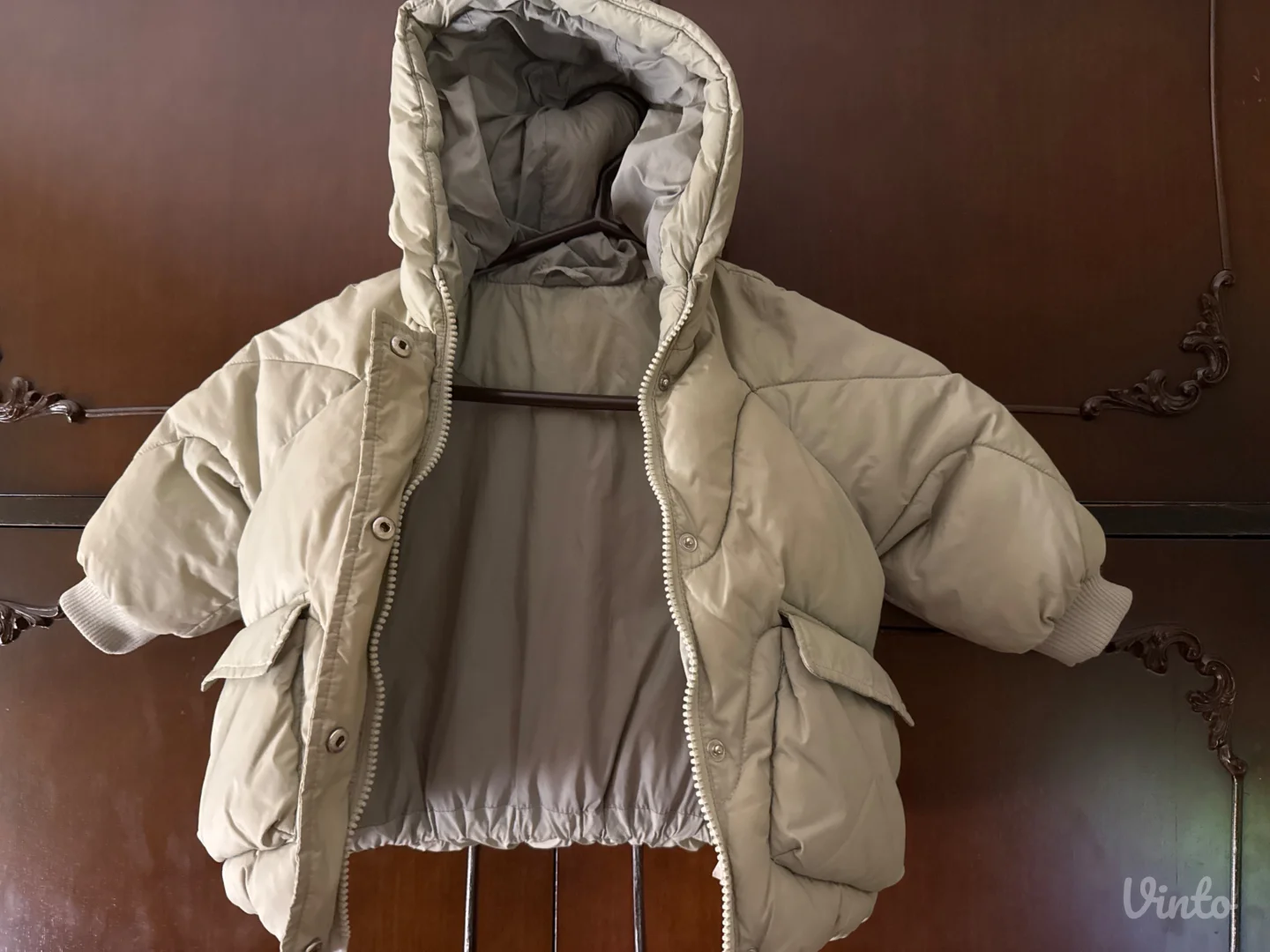 Zelena jakna za bebe