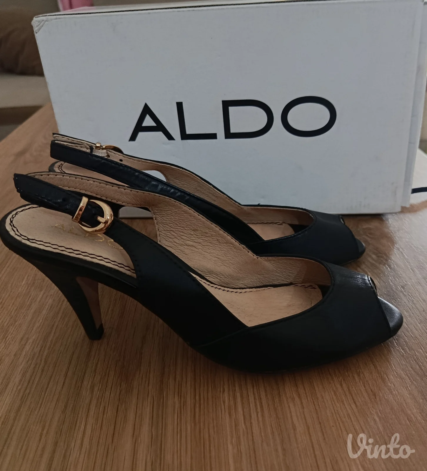 Kožne Aldo sandale