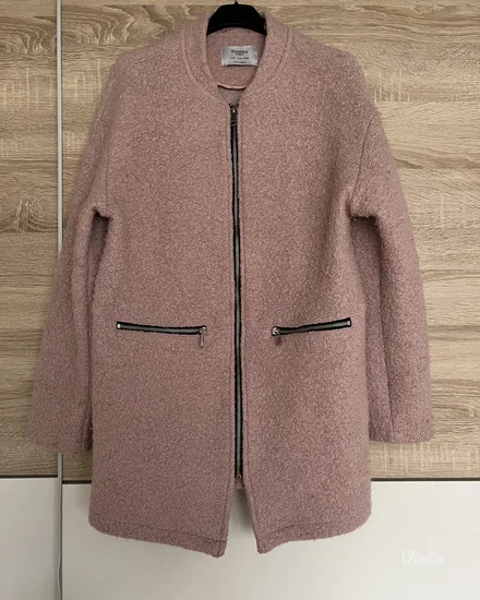 Bershka kaput