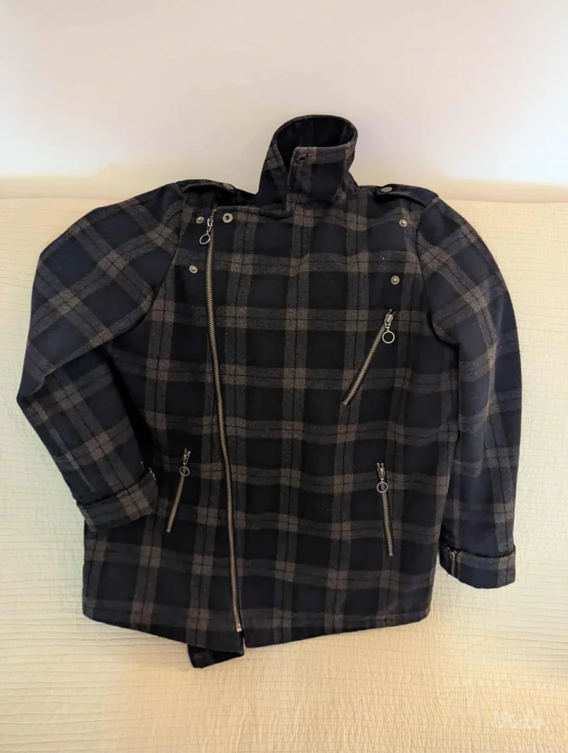 Karirana zenska jakna 42cm ramena M Novo