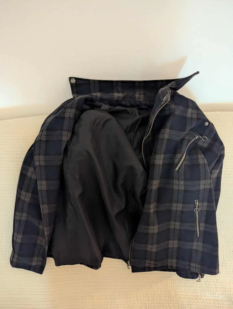 Karirana zenska jakna 42cm ramena M Novo