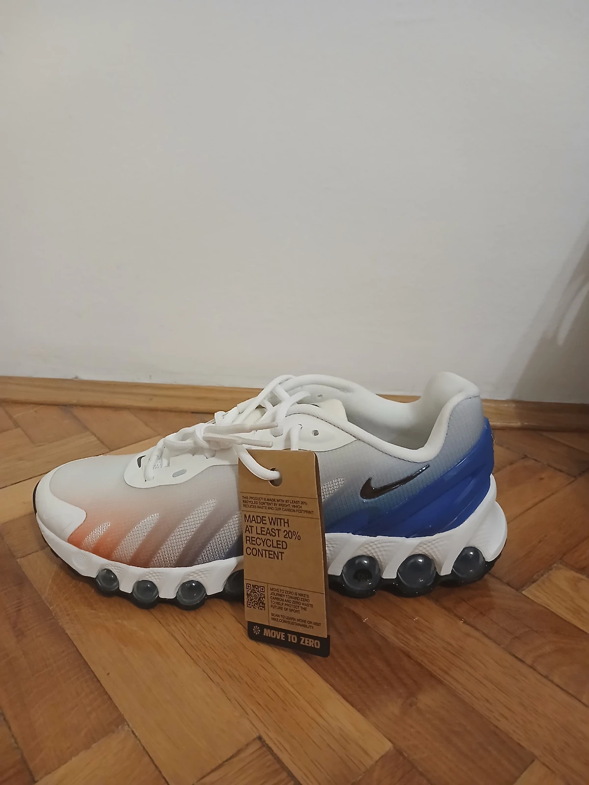NOVO Nike Air Max Dn8 original (42,5) sa kutijom
