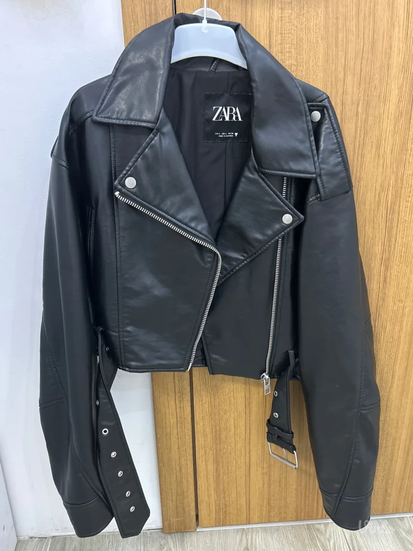 Zara kozna jakna