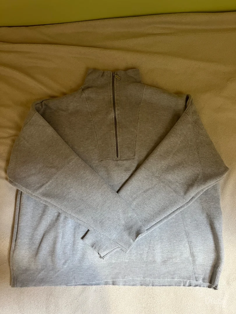 Sivi Stradivarius džemper