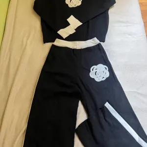 Končani deblji komplet kao nov