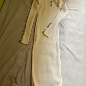 Zimska deblja haljina od trikotaže