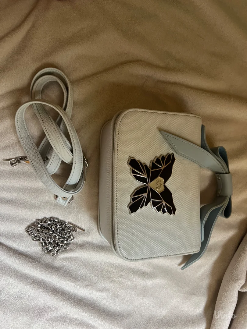 Plava torbica sa dva kaiša