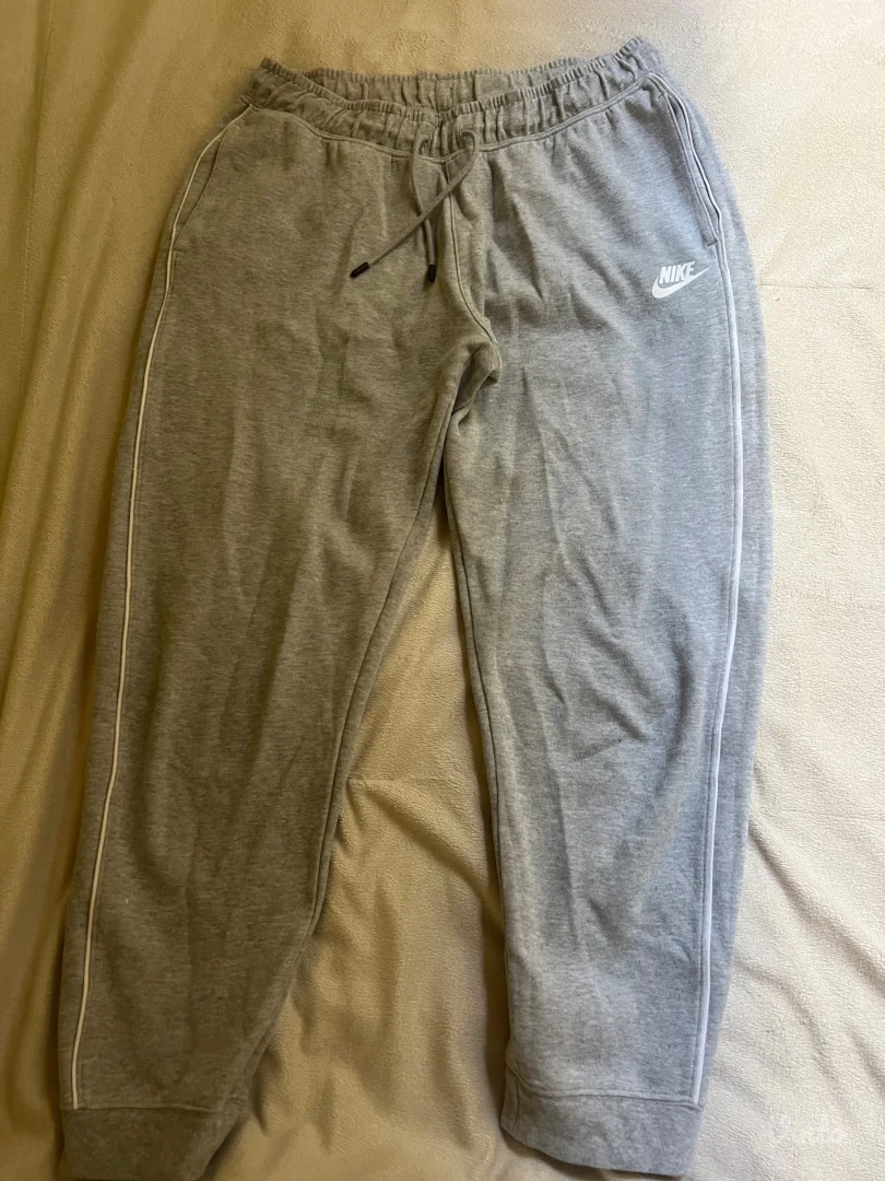 Ženski donji deo Nike trenerke