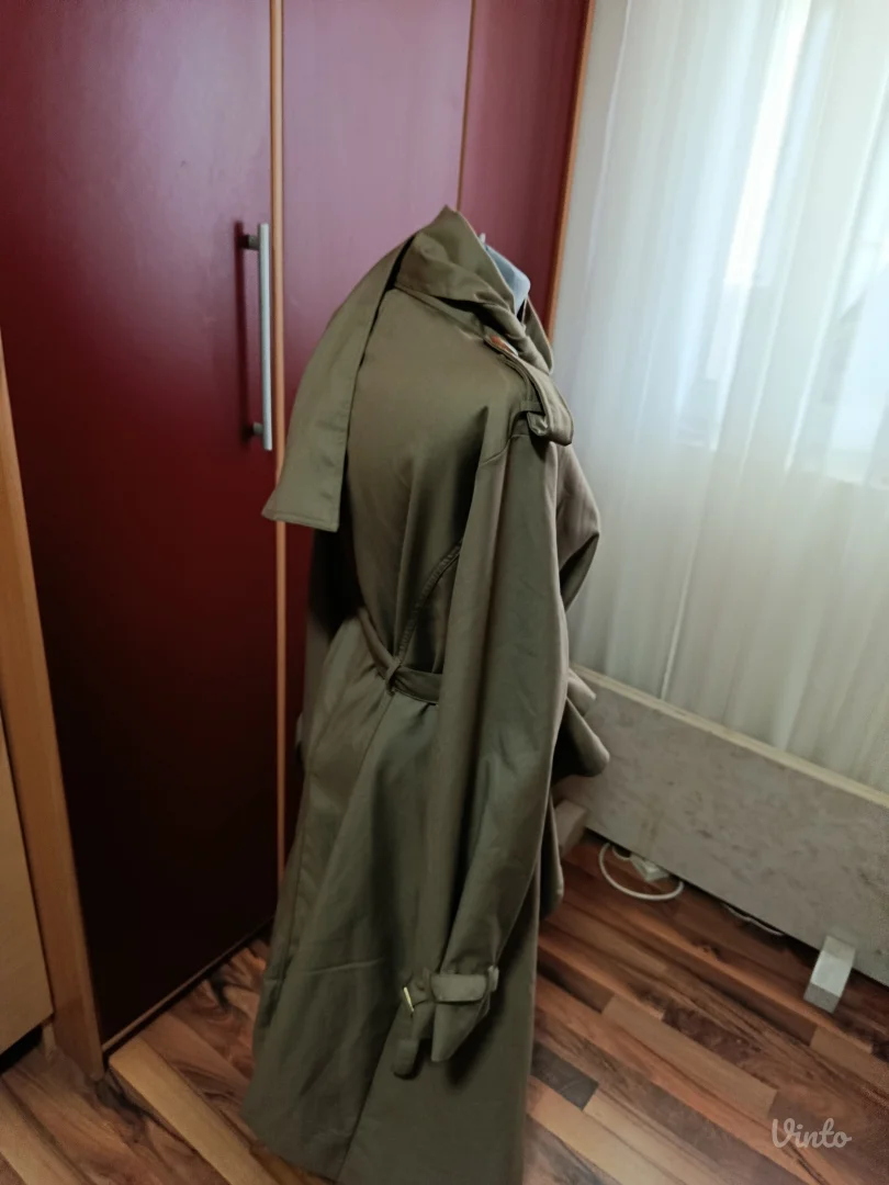 Kaput-Mantil bež boje, ML vel