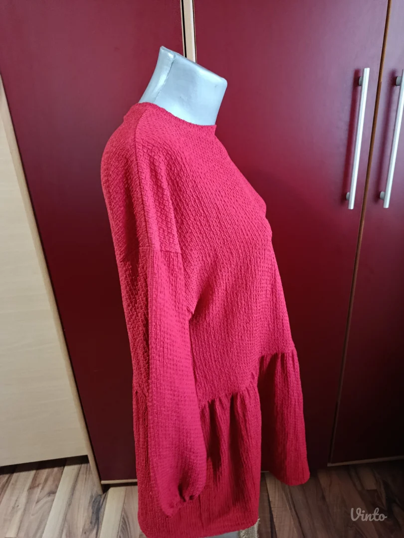 Bershka haljina, po 45cm, L velicina