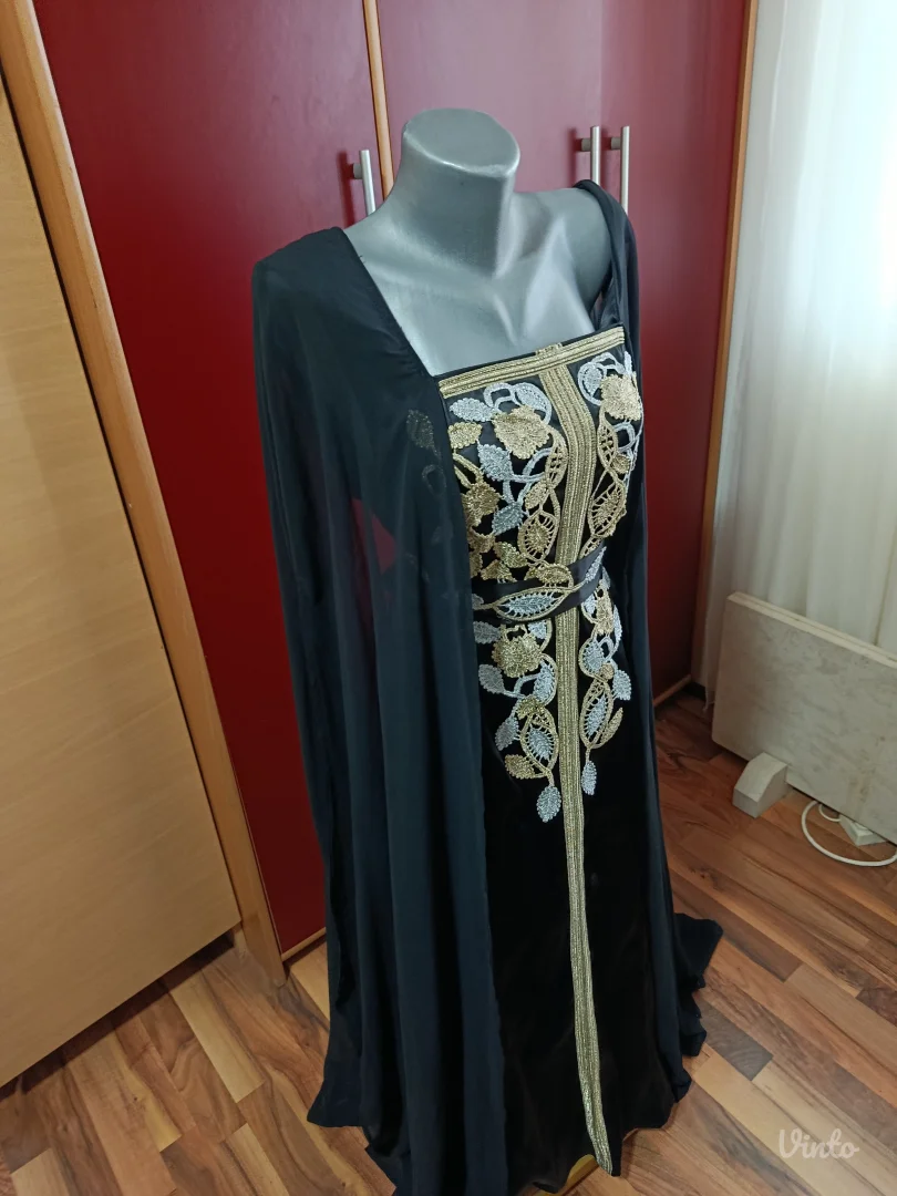 Svecana crna haljina XL