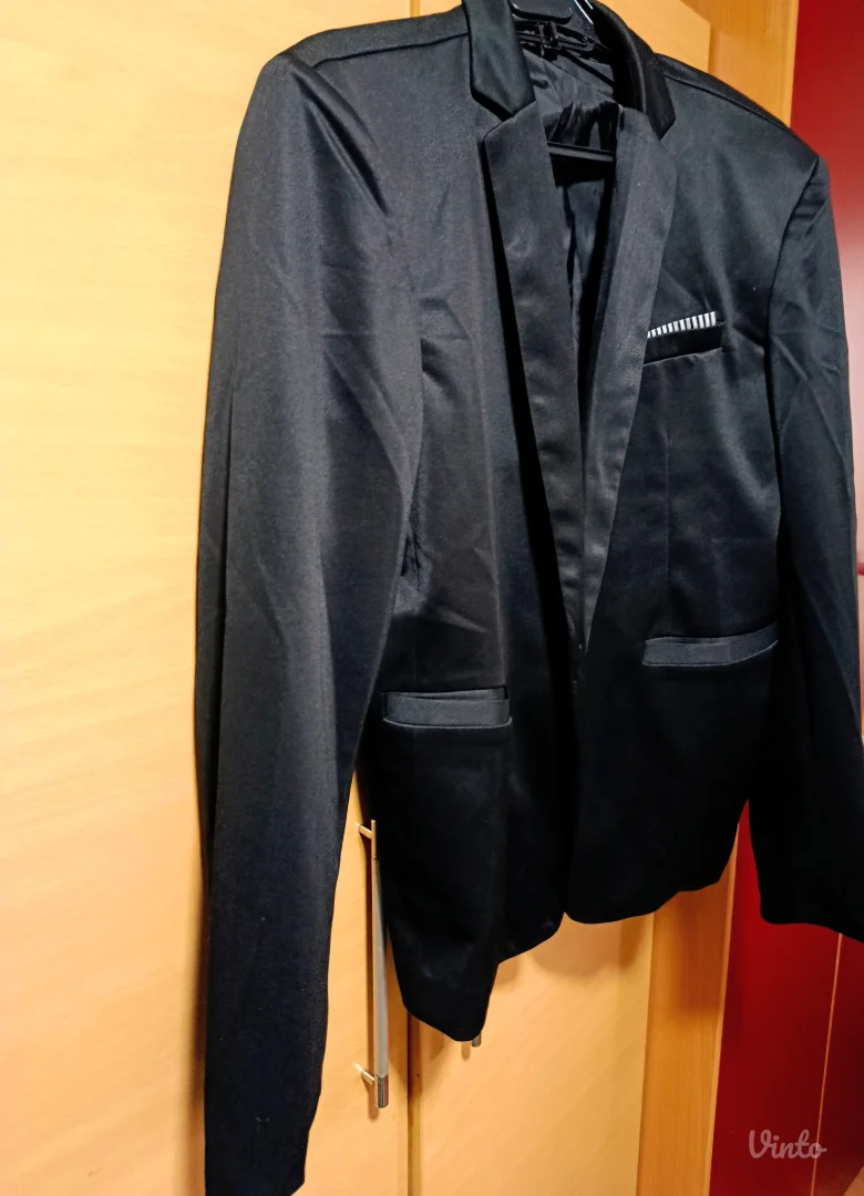 Svecani crni muski sako L vel