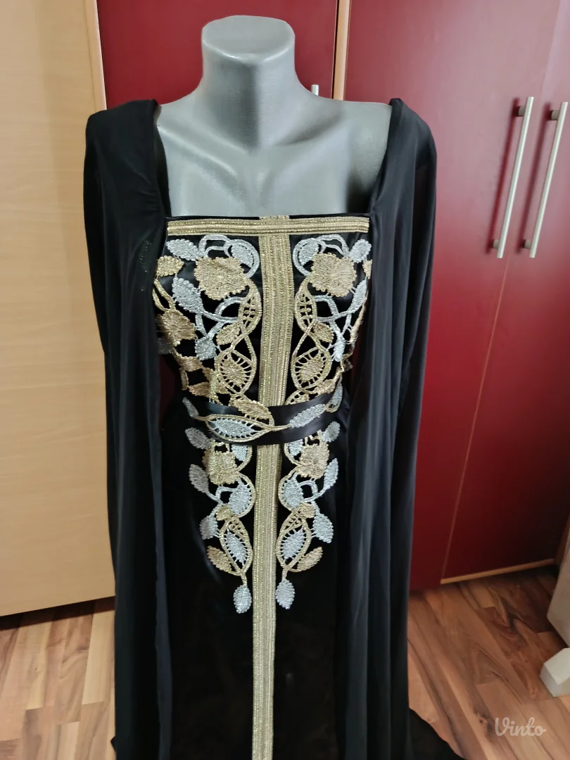 Svecana crna haljina XL