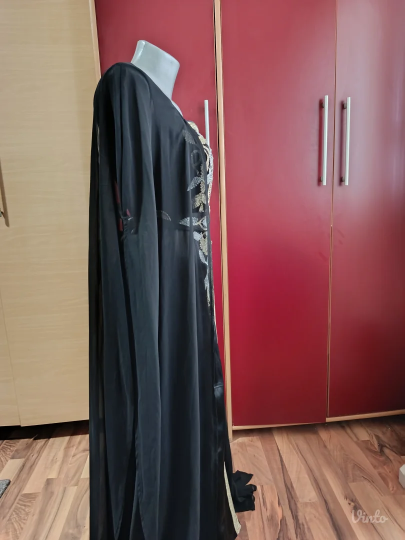 Svecana crna haljina XL