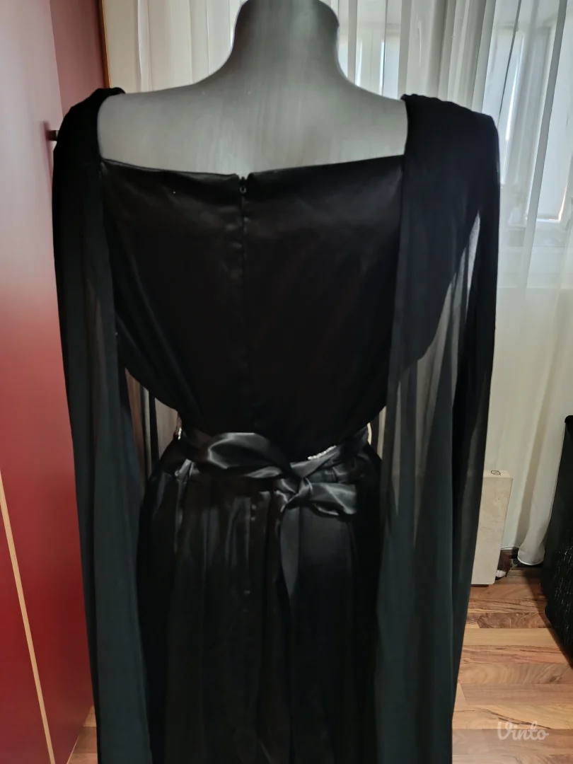 Svecana crna haljina XL