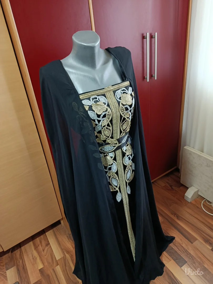 Svecana crna haljina XL