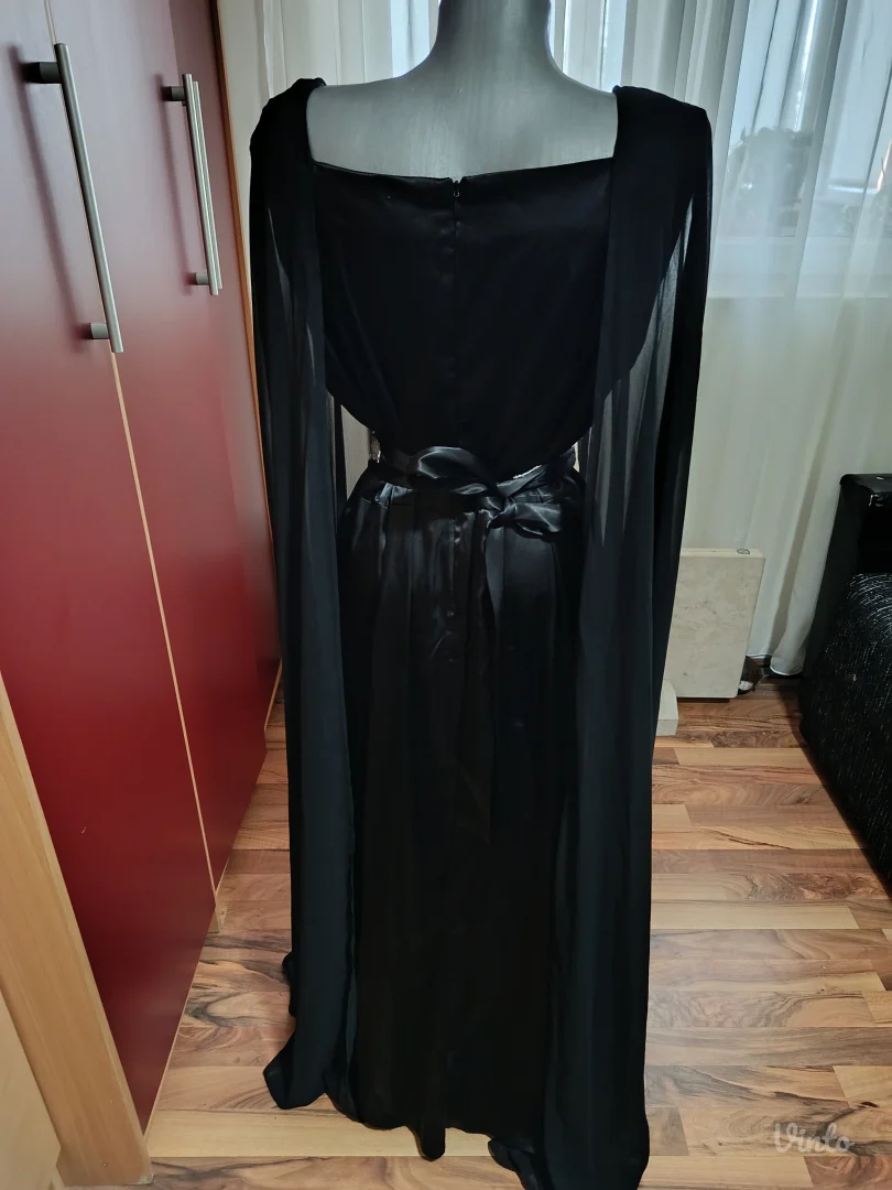 Svecana crna haljina XL