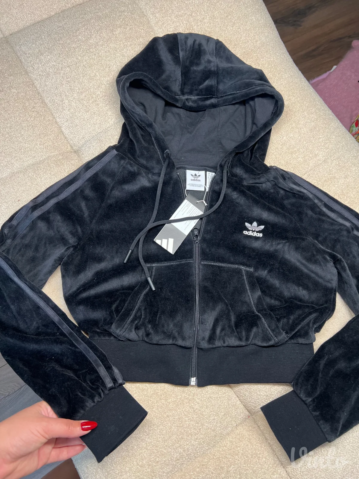 Adidas crop duks plis nov Xs