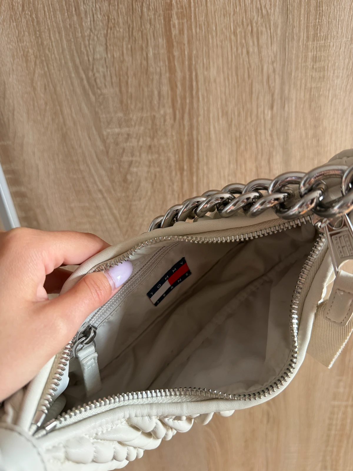 Tommy Jeans torbica