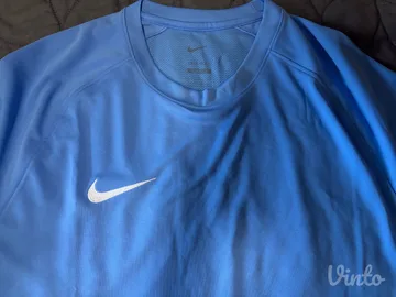 Nike majica za trening