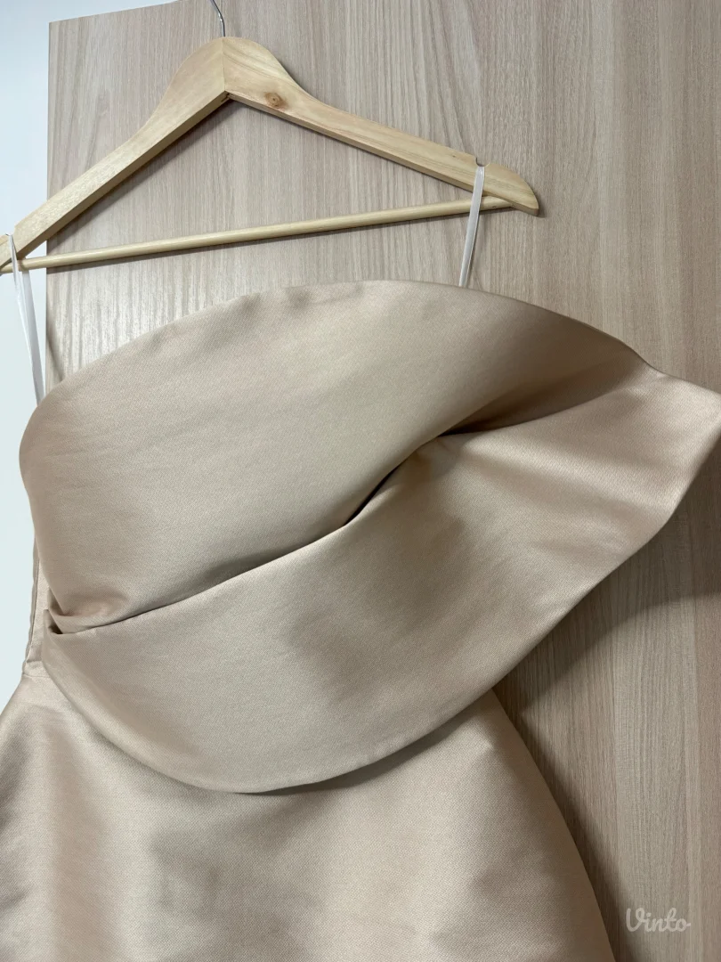 Highness dizajnerska haljina