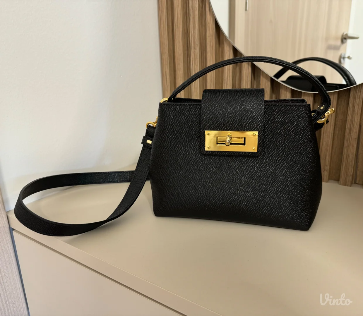 Mona Love Letters crna torbica