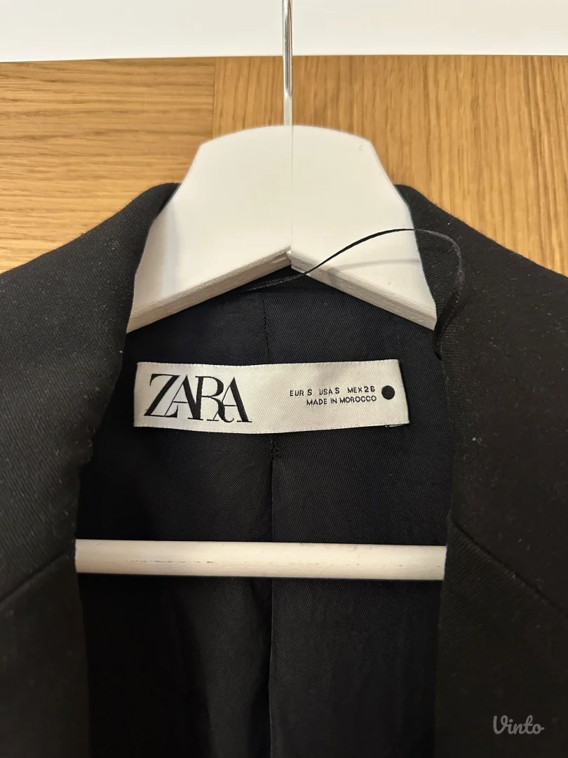 Zara crni sako - S