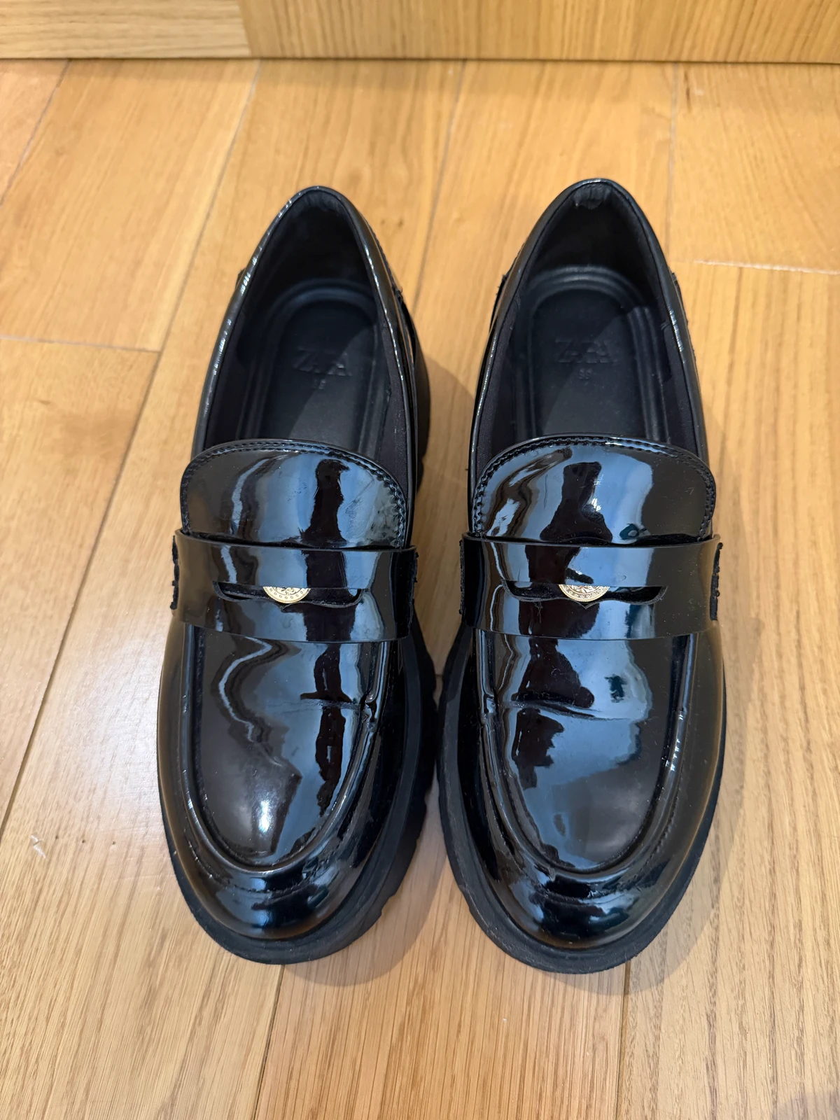 Zara Loafers 39
