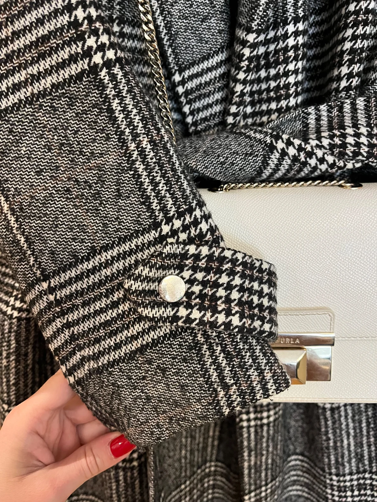 Sivi kaput windowpane dezen