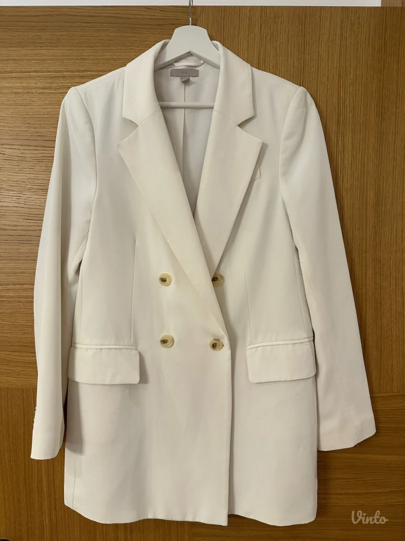 H&M beli sako