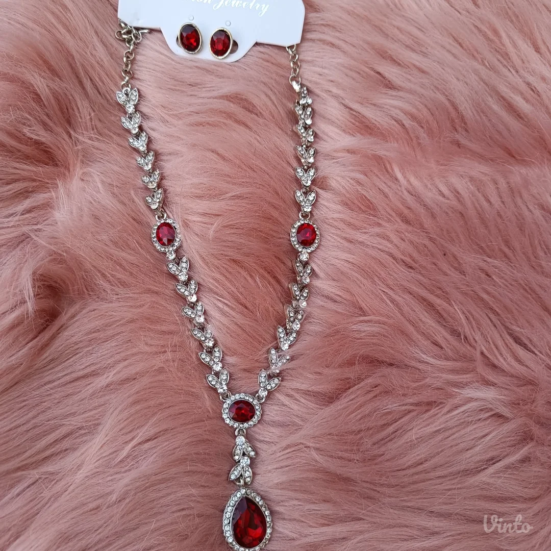 Ogrlica i mindjuse 13